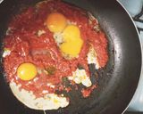 عکس مرحله 2 از دستور تخم مرغ گوجه