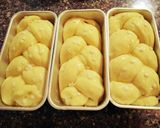 Hình bước làm 6 của món Le Brioches (Bánh mì hoa cúc)