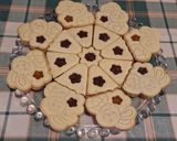 Húsvéti lekváros linzer 🐰🌷🐰🥚🌷 recept fázis 7 fotója