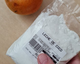 Foto del paso 1 de la receta: Licuado de mandarina con leche en polvo de coco