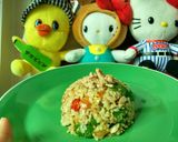 รูปขั้นตอนการทำที่ 4 ของ ข้าวผัดทูน่าเห็ดหอมพริกหยวก