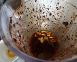 Foto del paso 6 de la receta: Salsa macha de chile árbol
