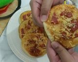 Foto langkah ke 10 dari resep Pizza Homemade.
