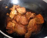 A picture of step 3 of Butter chicken.