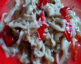 Foto langkah ke 3 dari resep Tumis jamur tiram hot.