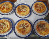 Foto del paso 5 de la receta: Tartaletas con queso y tomate