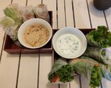 Une image de l'étape 6 de 🌞 Rouleaux d'été fleuris au 3 sauces.