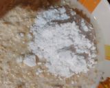 A picture of step 3 of Semolina, oats, cocoa cake.