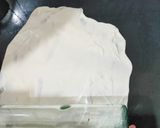 Foto langkah ke 6 dari resep Martabak Telur | Isi Daging Ayam.