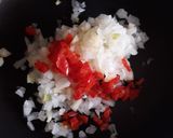 Foto del paso 2 de la receta: Sofrito