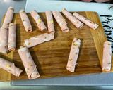 Une image de l'étape 4 de Salade composée de melon à la mortadelle farcie et feta.