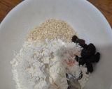 Foto langkah ke 2 dari resep Pisang Goreng Wijen Kismis.
