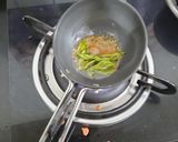 A picture of step 2 of Buttermilk Jack a moon lantern.