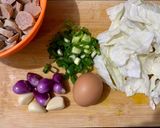 Foto langkah ke 1 dari resep Gongso Bakso Telur.