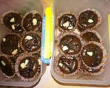 Foto langkah ke 6 dari resep Brownies mini cantik.