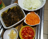 Foto del paso 1 de la receta: Pasta de espinacas y salsa ragù con callampas secas