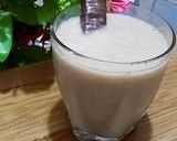 A picture of step 2 of Chicku and banana milkshake.