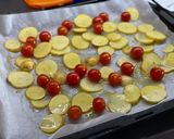 Foto del paso 1 de la receta Lubina al horno con picadillo de tomate