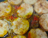 Foto del paso 3 de la receta: Merluza encebollada en amarillo