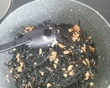Foto del paso 8 de la receta: Espagueti negro de sepia, con salsa gorgonzola