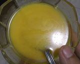 Foto langkah ke 2 dari resep Banana roll cake.