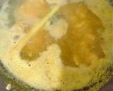 Foto langkah ke 3 dari resep Udang bumbu kuning.
