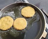 A picture of step 1 of Lasaniya panko.