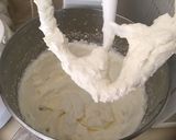 A picture of step 1 of California Farm Cultured Butter and Buttermilk.