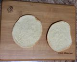 Foto del paso 3 de la receta: Sándwich de huevo, chorizo y queso