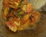 Foto langkah ke 2 dari resep Balado telur utuh goreng.