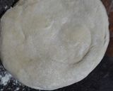 A picture of step 5 of Allow bharey parathey.