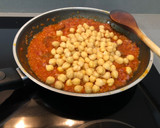Foto del paso 4 de la receta: Garbanzos con chorizo y jamón