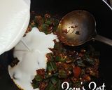 A picture of step 5 of Dahi Bhindi/Okra in Yogurt.