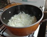 Foto del paso 3 de la receta: Salsa roja con carne