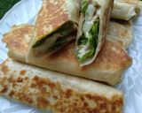 Foto langkah ke 6 dari resep Tuna Salad Wrap.