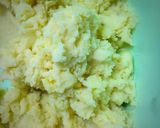 A picture of step 5 of Potato Kibbeh in a Tray.