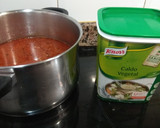 Foto del paso 2 de la receta: Sopa de ajo con espárragos