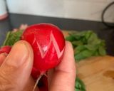 A picture of step 4 of How to carve flower radish.