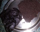 A picture of step 11 of Rose Chocolate cake.