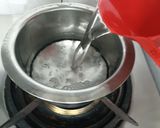 A picture of step 2 of Hibiscus flowers Tea.