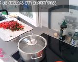 Foto del paso 2 de la receta Salteado tradicional de acelgas con champiñones al ajillo