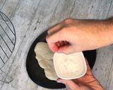 A picture of step 4 of Chicken Gyros in Pita Bread.