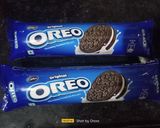 A picture of step 2 of Chocolate Oreo Overloaded Cake.