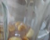 Foto langkah ke 2 dari resep Jus Smoothie Pisang, Strawberry.