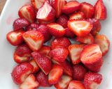 Foto langkah ke 6 dari resep Strawberry Magnolia (Turkish Dessert).