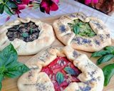 Pas rețetă Tarte cu zucchini, roșii și vinete 7 fotografie