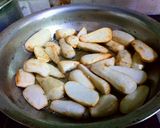 A picture of step 1 of Arvi ghosht.