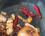 A picture of step 3 of Stir pork belly with Steam eggplant.