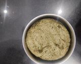 A picture of step 2 of Bathua Laccha Paratha.