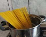 Foto del paso 7 de la receta: Tallarin con atun y papa a la huancaina
